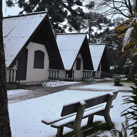 Hotel Pousada Dos Pinheiros Canela Zewnętrze zdjęcie