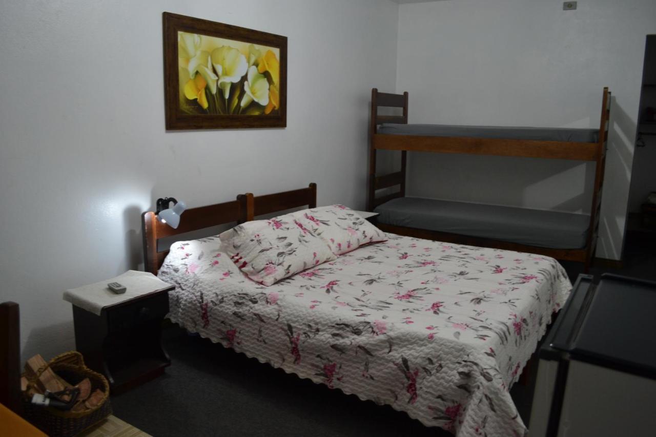 Hotel Pousada Dos Pinheiros Canela Zewnętrze zdjęcie