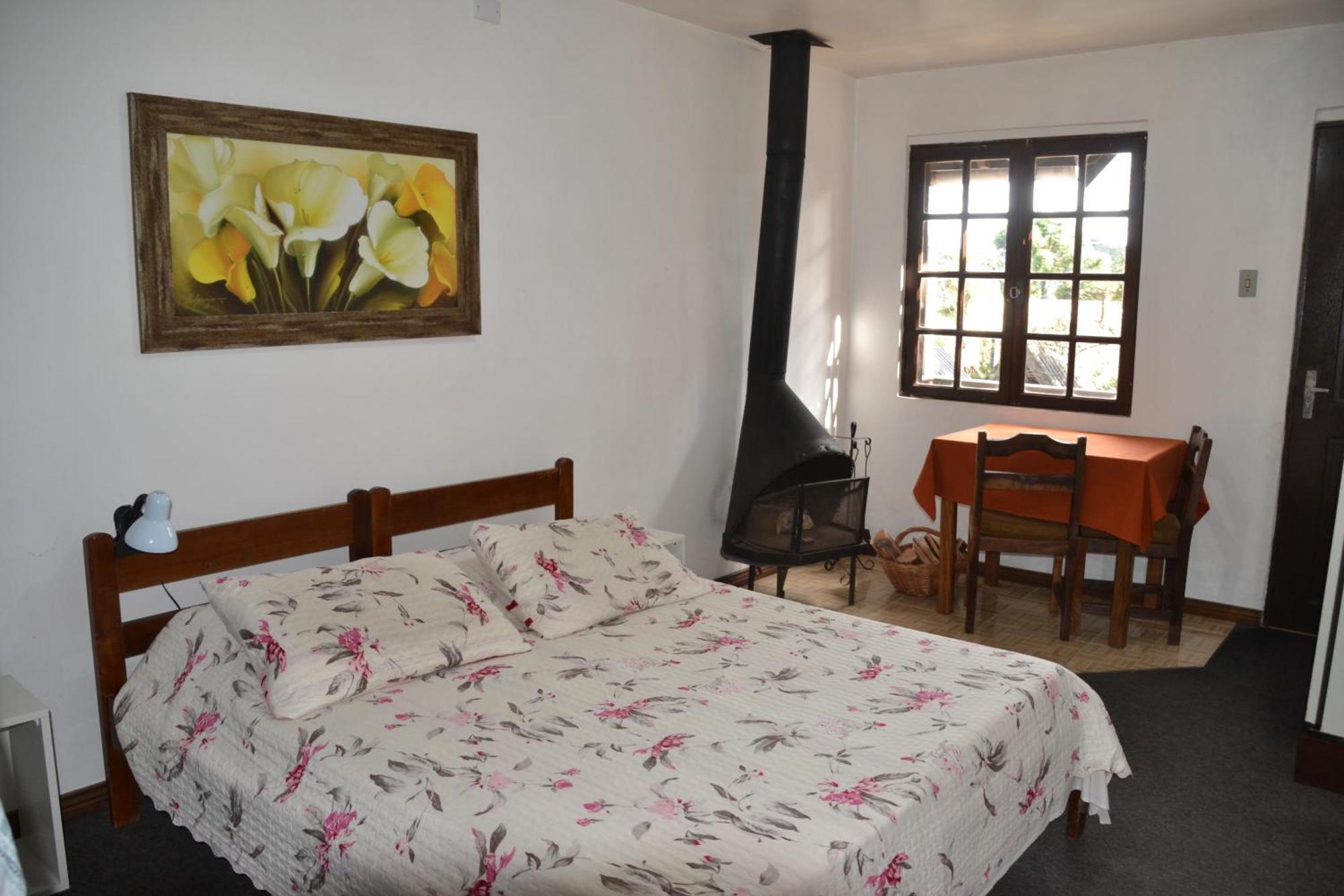 Hotel Pousada Dos Pinheiros Canela Zewnętrze zdjęcie
