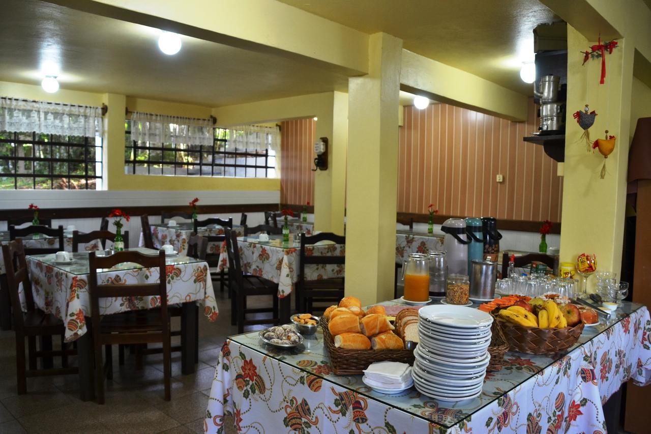 Hotel Pousada Dos Pinheiros Canela Zewnętrze zdjęcie